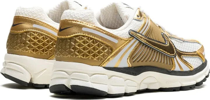 Zoom Vomero 5 "Metallic Gold" sneakers - Image 3