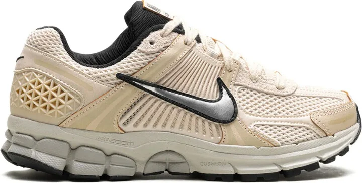 Zoom Vomero 5 "Pearl White/Light Bone/Light Iron Ore/Chrome" sneakers