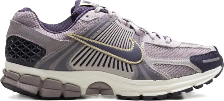 Zoom Vomero 5 "Platinum Violet" sneakers
