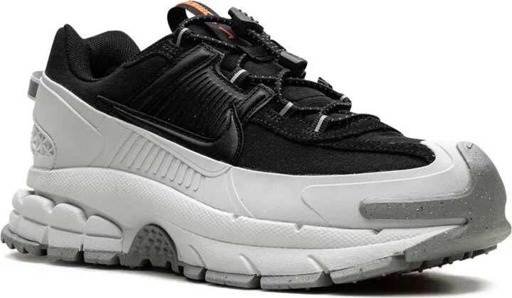 Zoom Vomero 5 Roam "Black/Light Silver" sneakers - Image 2
