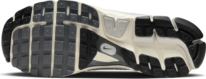 Zoom Vomero 5 Sneaker - Image 4