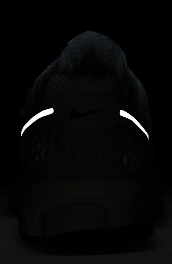 Zoom Vomero 5 Sneaker - Image 11