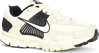 Zoom Vomero 5 Sneakers - Image 2