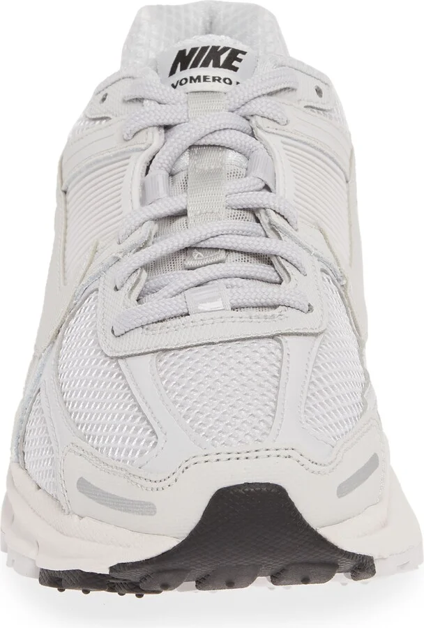 Zoom Vomero 5 SP Sneaker - Image 4