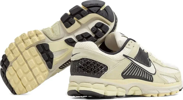 Zoom Vomero 5 trainers - Image 4