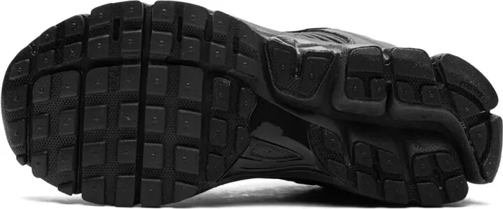 Zoom Vomero 5 "Triple Black" sneakers - Image 4
