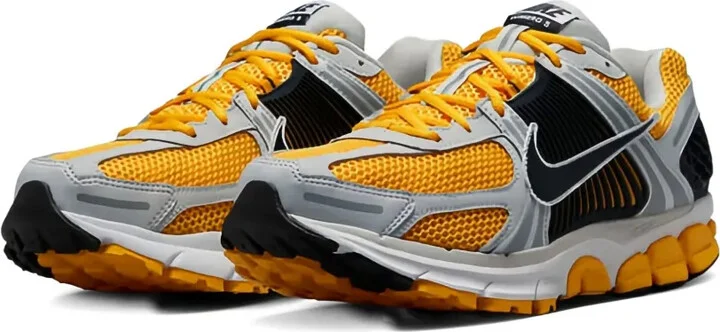 Zoom Vomero 5 "University Gold" sneakers - Image 2