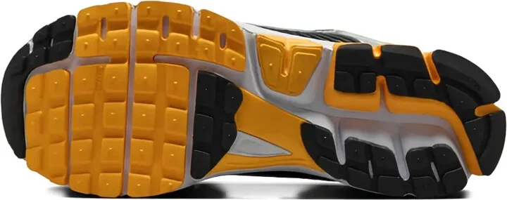 Zoom Vomero 5 "University Gold" sneakers - Image 5