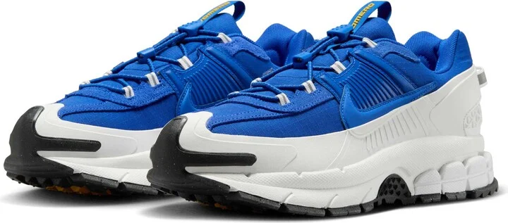 Zoom Vomero Roam Sneaker