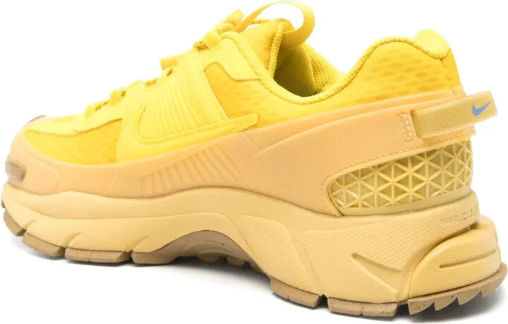 Zoom Vomero Roam sneakers - Image 3