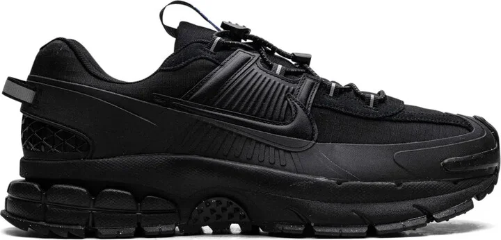 Zoom Vomero Roam sneakers
