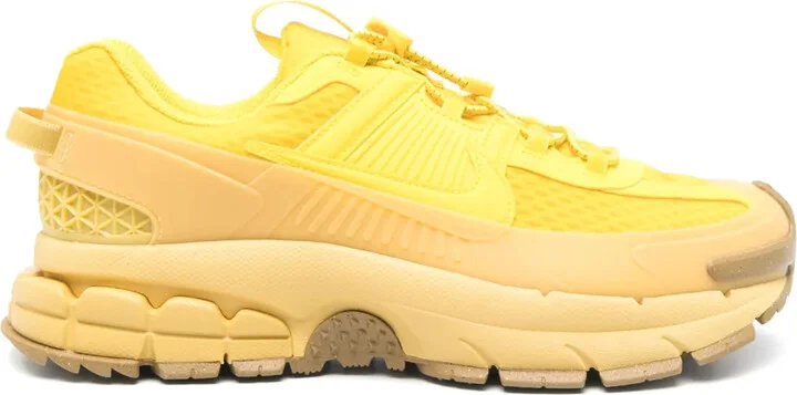 Zoom Vomero Roam sneakers