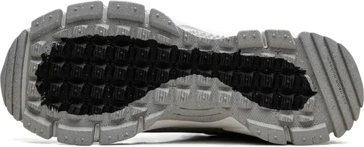 Zoom Vomero Roam "Summit White" sneakers - Image 4
