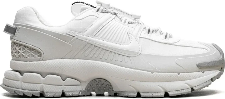Zoom Vomero Roam "Summit White" sneakers