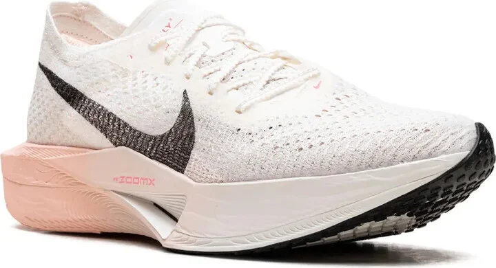 ZoomX Invincible Run 3 "Sail/Guava Ice" sneakers - Image 2
