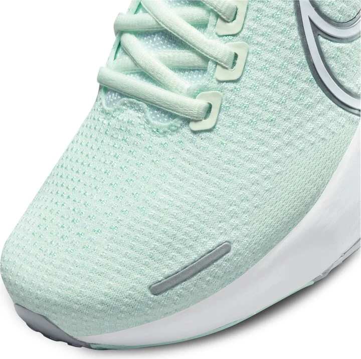 ZoomX Invincible Run Flyknit 2 Running Shoe - Image 6