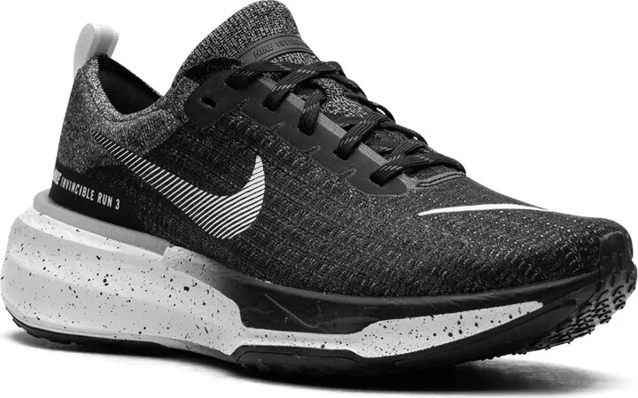 ZoomX Invincible Run Flyknit 3 "Oreo" sneakers - Image 2