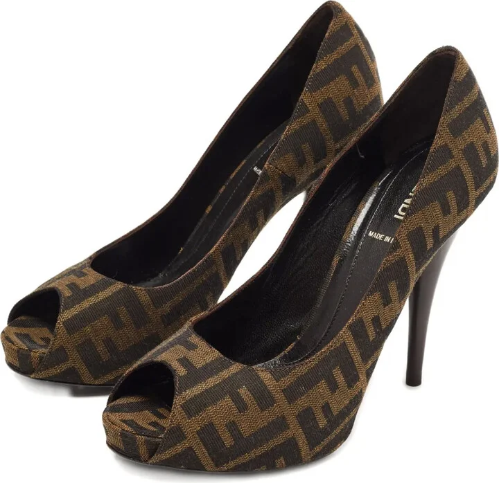 Zucca platform pumps